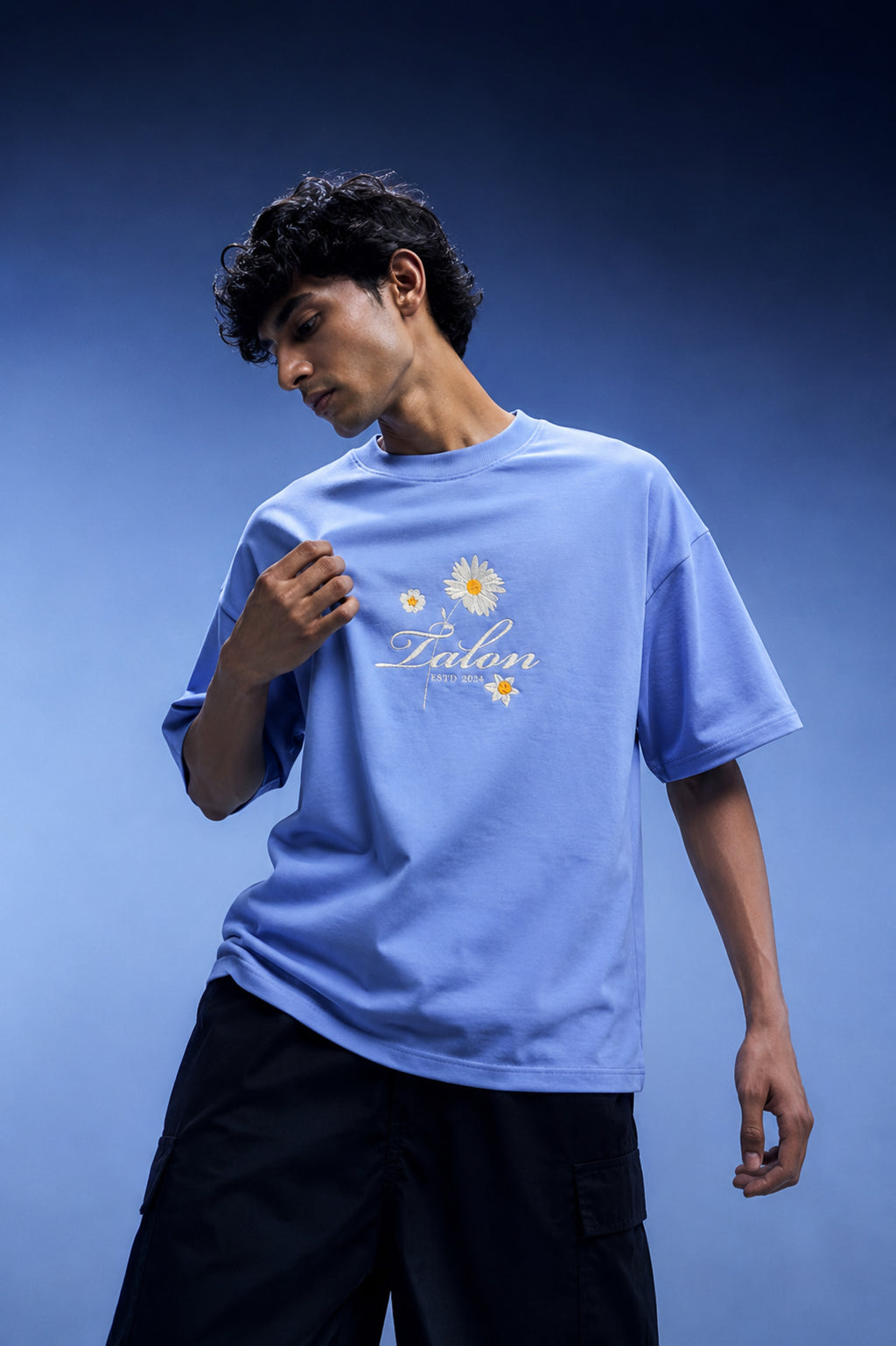 Daisy Floral Embroidered Oversized T-Shirt Light Blue